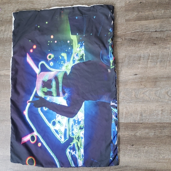 Five Nights at Freddy's Pillowcase - Picture 7 of 8
